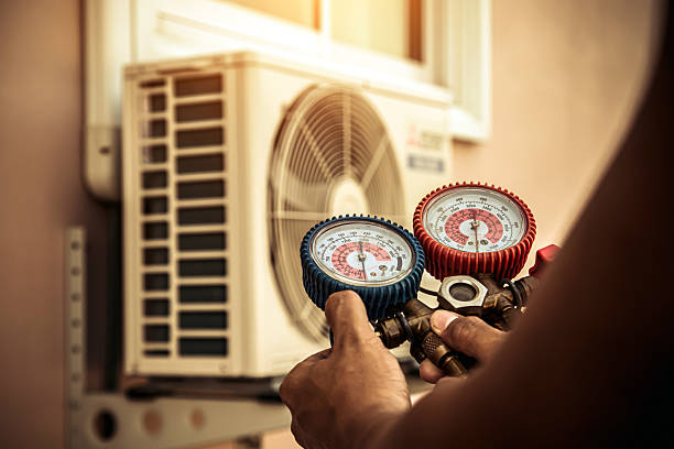 Professional Hvac Installation technician working in Peyton, CO